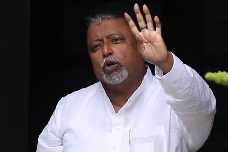 tmc dont want to give importance to suvendu adhikari case on mukul roy issue