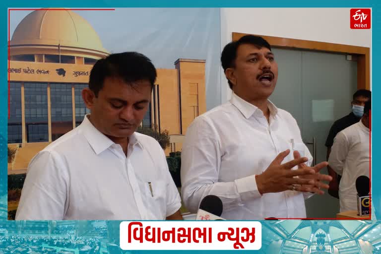 વિરોધ પક્ષના નેતા પરેશ ધાનાણી અને અમિત ચાવડાના સરકાર પર પ્રહાર