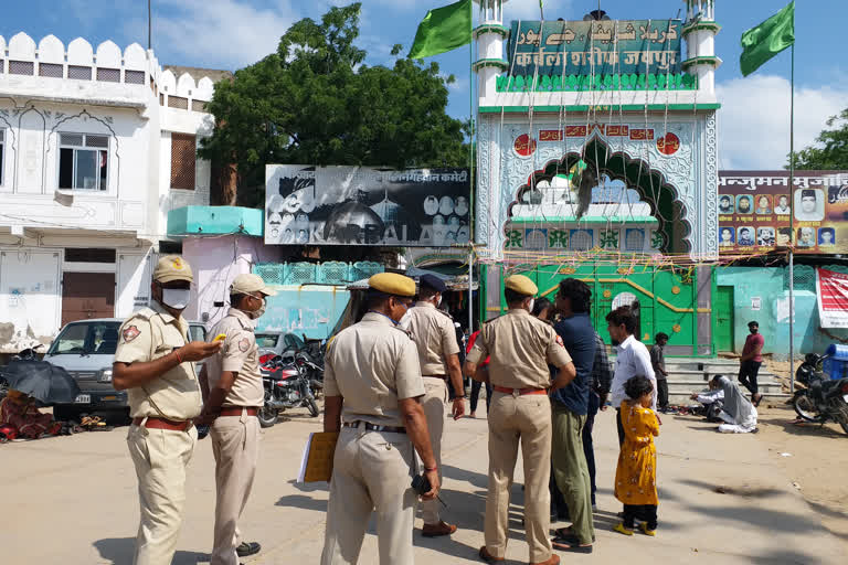 roads of karbala were blocked on the occasion of chehlum