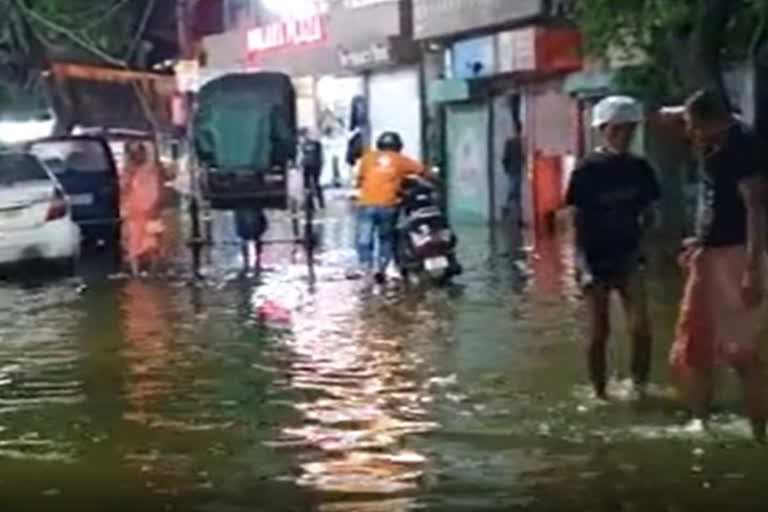 Assurance form Firhad Hakim to draining the accumulated water by mid night from kolkata