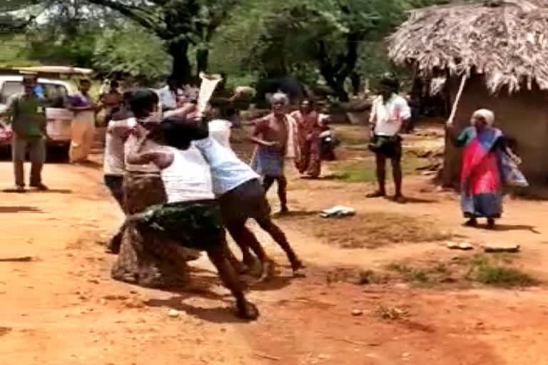 villagers assault on bescom Staff