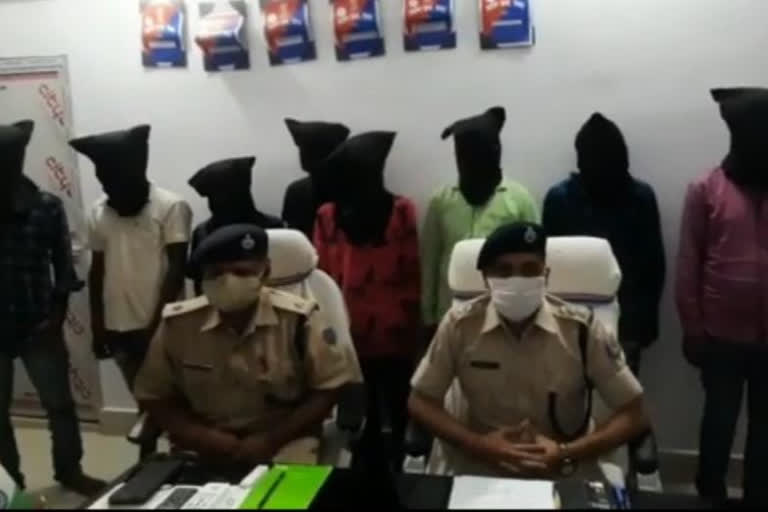 8 cyber criminals arrested in deoghar