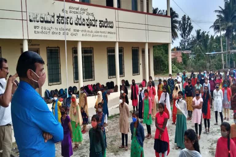 mandya girls college 28 students tested corona positive