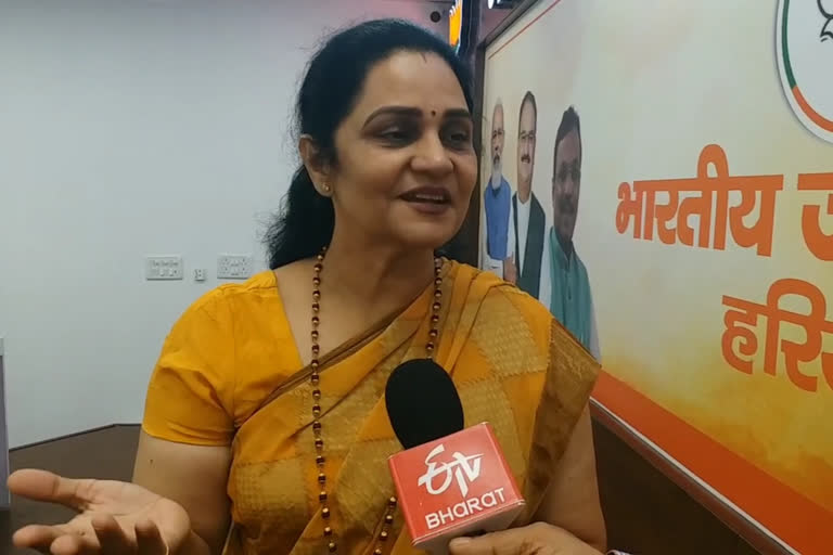sunita duggal says bjp-jjp candidate will win the Ellenabad By poll
