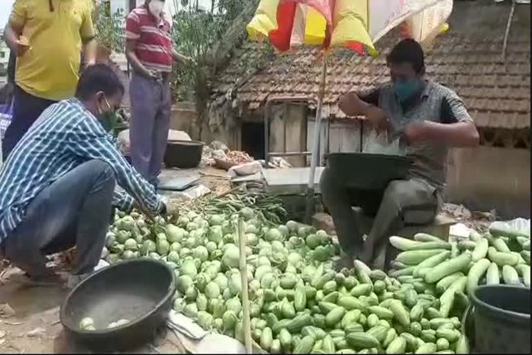 ପରିବା ଦର ଆକାଶ ଛୁଆଁ, ଚିନ୍ତାରେ ଖାଉଟି