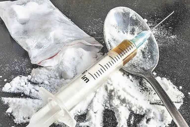 son-arrested-with-heroin-in-una-father-was-dies-due-to-shock