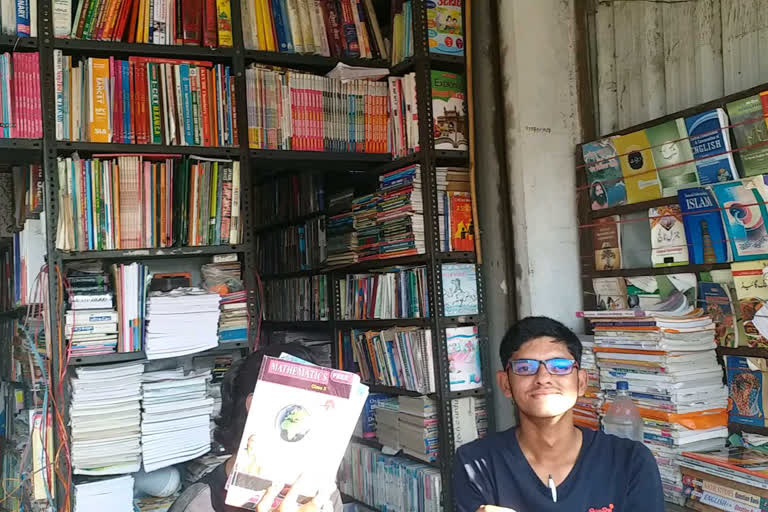 TS HYd 237_30Sep_Books shops_PKG_Rahman Khan