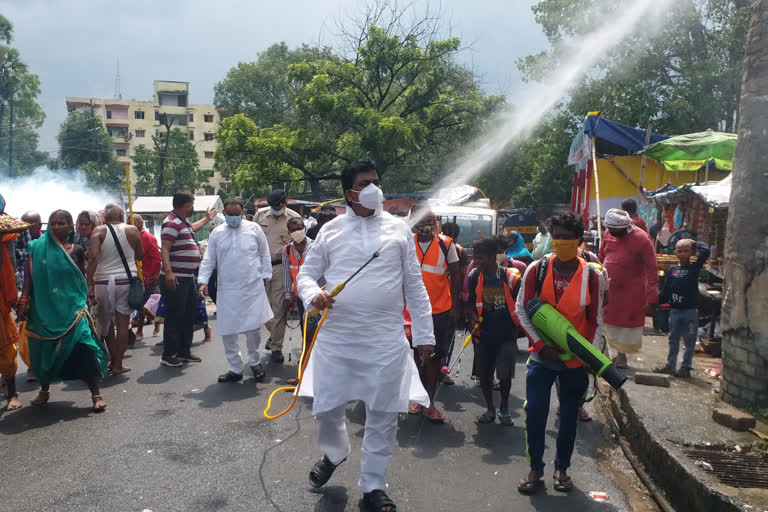 गया विष्णुपद मंदिर का सैनिटाइजेशन