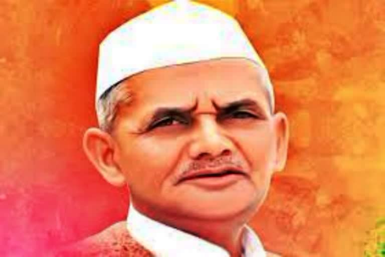 untouched-moments-on-the-118th-birth-anniversary-of-lal-bahadur-shastri