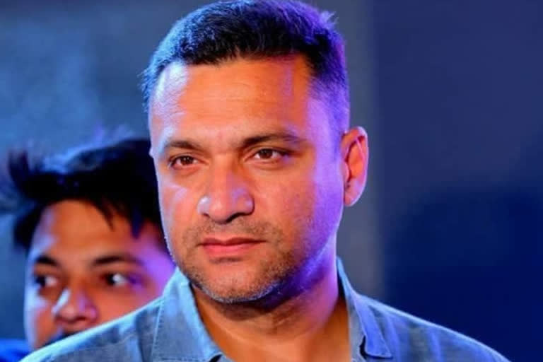 Akbaruddin Owaisi raised the issue of lakes in the assembly