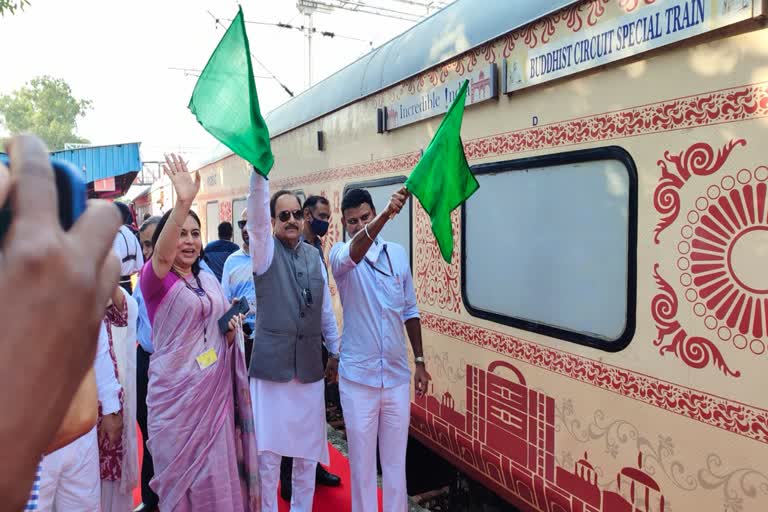 union-minister-of-state-for-tourism-ajay-bhatt-flagged-off-buddhist-circuit-train