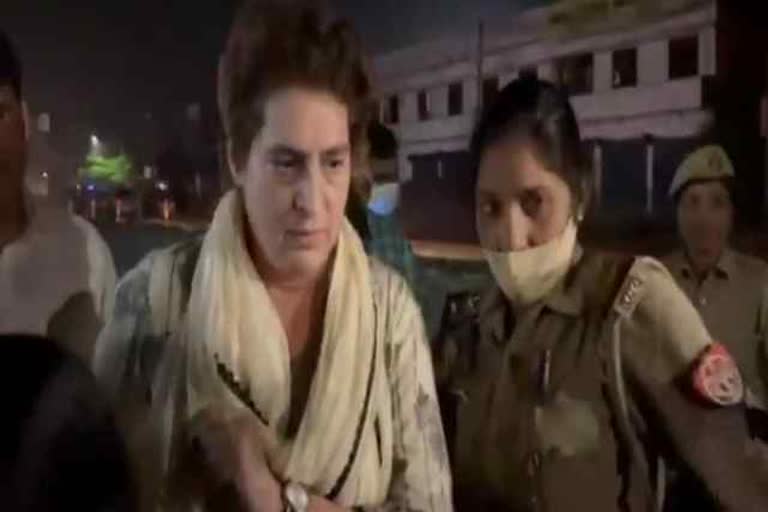 Priyanka Gandhi Varda, 11 others booked by UP Police for 'disturbing peace'