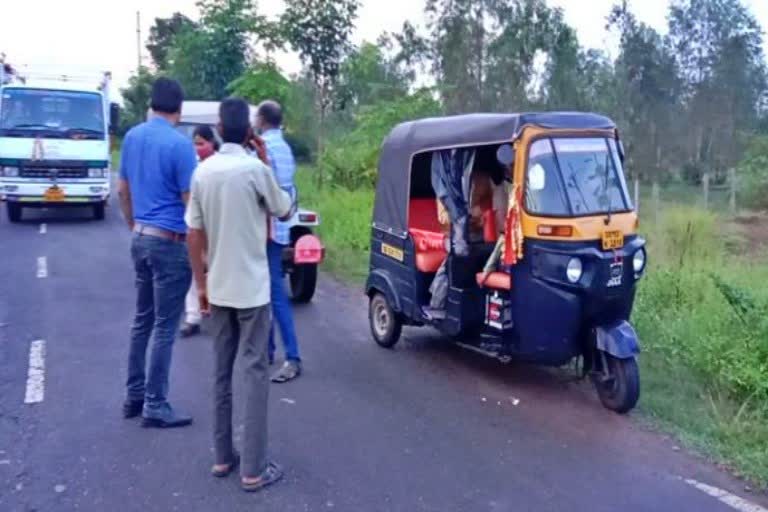 ଖୋର୍ଦ୍ଧା ପୋଲିସ୍‌ ଟାର୍ଗେଟ୍‌ରେ ନିଶା ମାଫିଆ,  ଗଞ୍ଜେଇ ଚାଲାଣ ବେଳେ ୫ ଗିରଫ