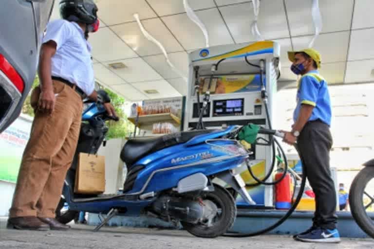 Petrol and diesel price today October 6: Fuel price increased again