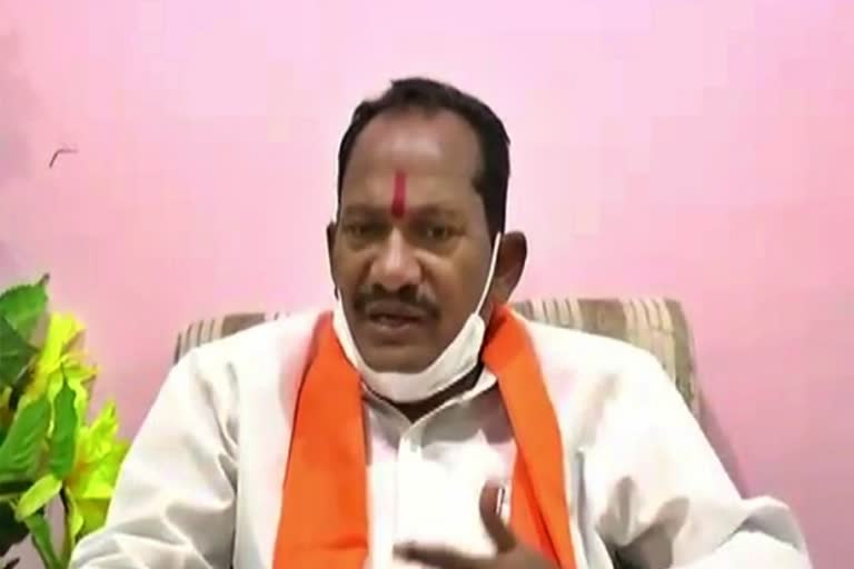 Minister Prabhu Chauhan