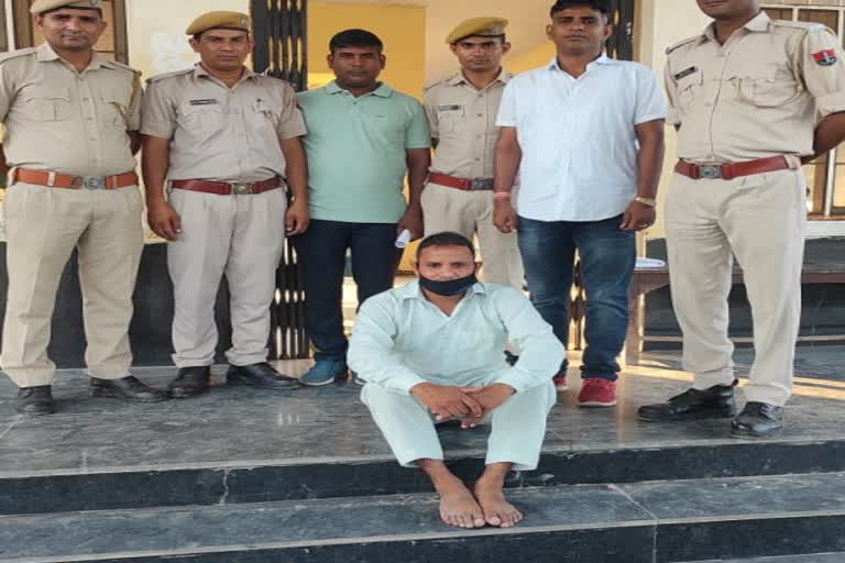 Accused arrested for stealing jewelery worth 60 lakhs in Bharatpur