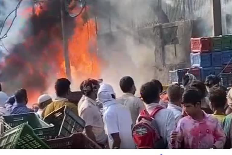 A sudden fire broke out in Okhla vegetable market, burning millions of goods