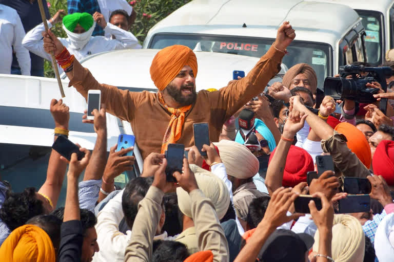 Navjot Singh Sidhu reached Bajpur