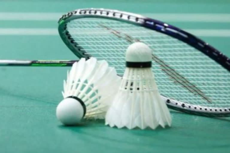 Badminton