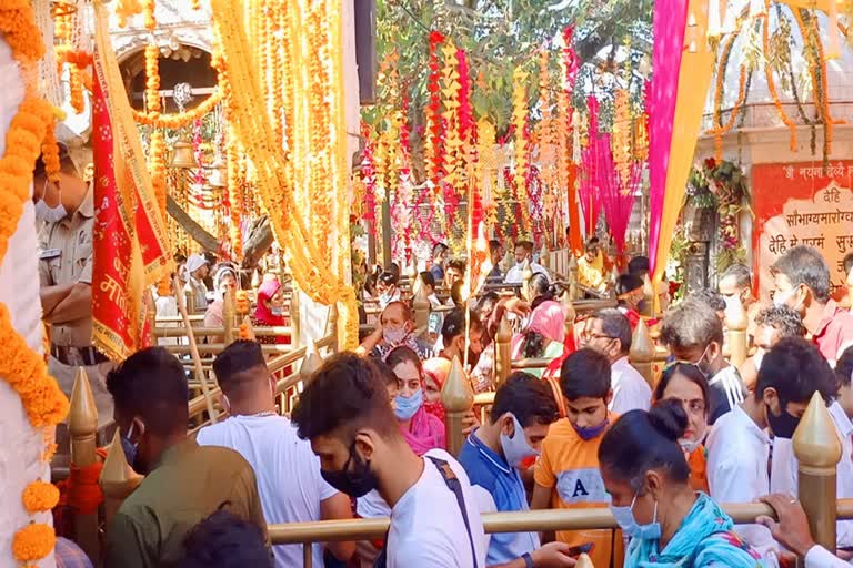 offering-of-more-than-8-lakhs-in-two-days-in-maa-naina-devi-temple