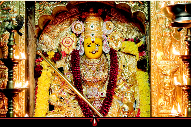 VIJAYAWADA TEMPLE DEVOTEES