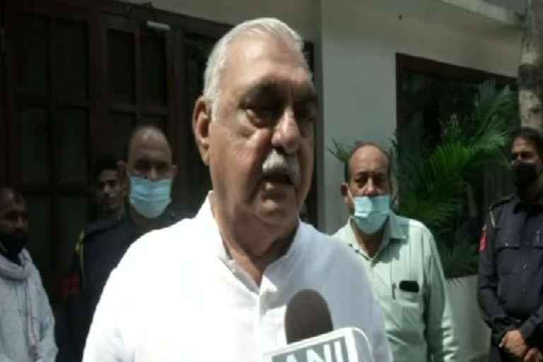 Bhupinder Singh Hooda  Lakhimpur Kheri violence  Teni  Lakhimpur Kheri violence case cannot happen till the time Ajay Mishra Teni is holding a portfolio  ലഖിംപൂർ ഖേരി  ലഖിംപൂർ  ലഖിംപൂർ ഖേരി സംഘർഷം  അജയ് മിശ്ര  ഭൂപീന്ദർ സിങ് ഹൂഡ  ആശിഷ് മിശ്ര