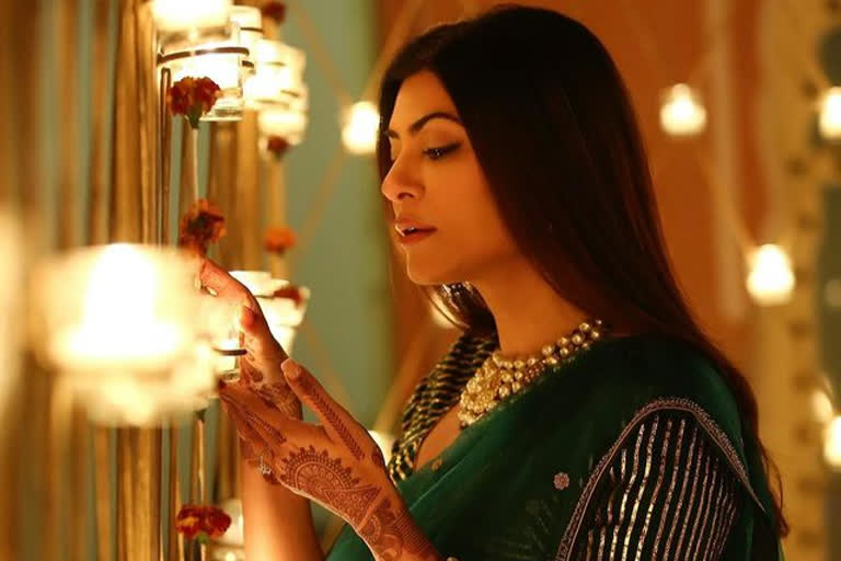 sushmita sen Durga Ashtami post