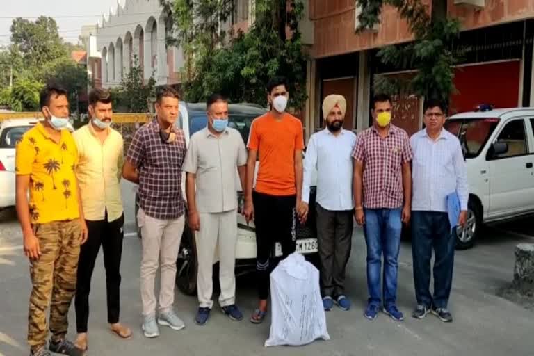 kurukshetra police arrested drug smuggler