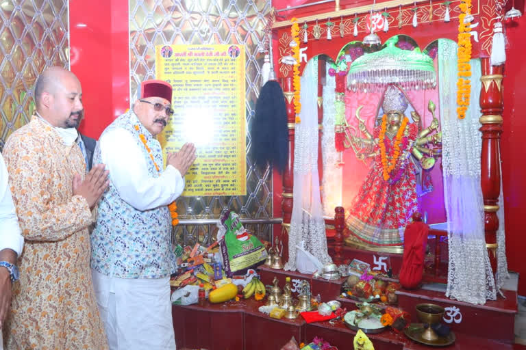 satpal maharaj