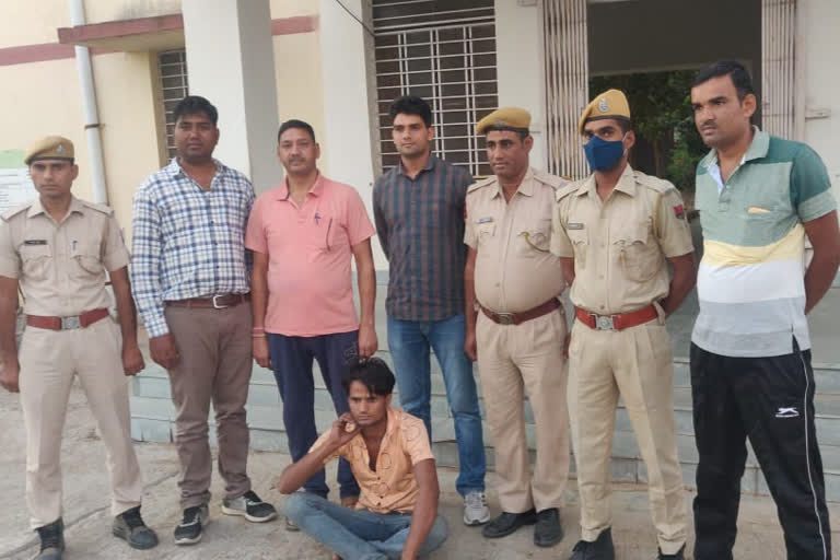 Dholpur police arrested criminal