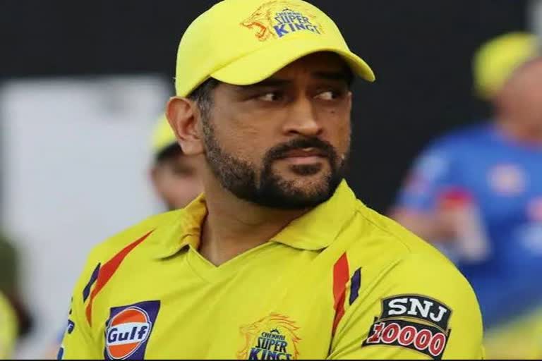 dhoni