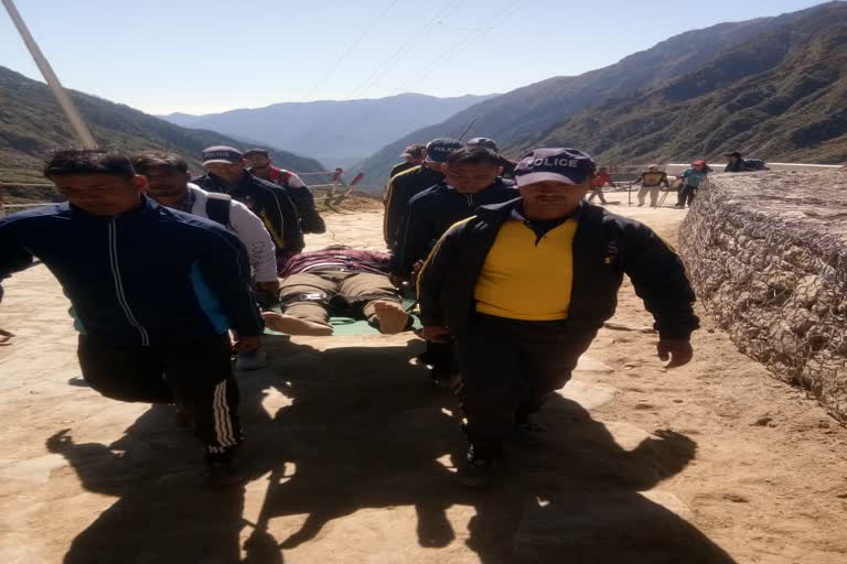 sdrf-rescued-injured-devotee-who-came-on-kedarnath-yatra-and-took-him-to-the-hospital