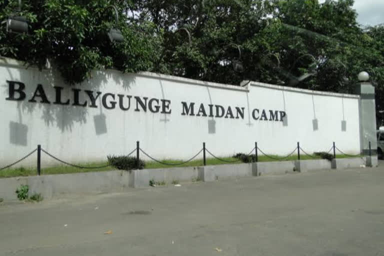 army jawans hanging body found in ballygunje camp