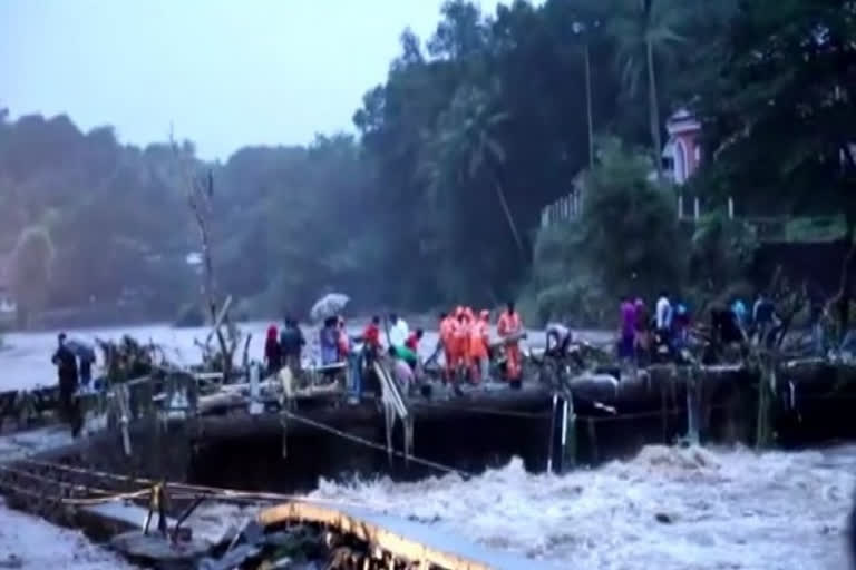 Devotees asked to refrain from visiting Sabarimala on Oct 17-18