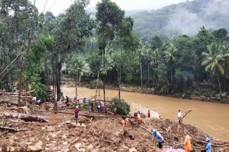 rescue operations  rescue operations news  kokkayar rescue operations  kokkayar rescue efforts news  kokkayar rescue efforts  kokkayar rescue operation news  kokkayar landslide news  kokkayar landslide  kokkayar landslide rescue operation news  kokkayar landslide rescue operation  കൊക്കയാര്‍ തിരച്ചില്‍ വാര്‍ത്ത  കൊക്കയാര്‍ വാര്‍ത്ത  കൊക്കയാര്‍ ഉരുള്‍ പൊട്ടല്‍ വാര്‍ത്ത  കൊക്കയാര്‍ ഉരുള്‍ പൊട്ടല്‍  കൊക്കയാര്‍ രക്ഷാപ്രവര്‍ത്തനം  കൊക്കയാര്‍ രക്ഷാപ്രവര്‍ത്തനം വാര്‍ത്ത  കൊക്കയാര്‍ മാക്കോച്ചി വാര്‍ത്ത  കൊക്കയാര്‍ തിരച്ചില്‍  കൊക്കയാര്‍ എട്ട് പേര്‍ തിരച്ചില്‍  കൊക്കയാര്‍ ഫയര്‍ ഫോഴ്‌സ് വാര്‍ത്ത  കൊക്കയാര്‍ എൻഡിആർഎഫ് വാര്‍ത്ത  കൊക്കയാര്‍ എൻഡിആർഎഫ്  എൻഡിആർഎഫ് കൊക്കയാര്‍ വാര്‍ത്ത  എൻഡിആർഎഫ് കൊക്കയാര്‍  ഡോഗ് സ്ക്വാഡ് കൊക്കയാര്‍ വാര്‍ത്ത  ഡോഗ് സ്ക്വാഡ് കൊക്കയാര്‍  കൊക്കയാര്‍ ഡോഗ് സ്ക്വാഡ്  ഇടുക്കി ദുരിതാശ്വാസ ക്യാമ്പ് വാര്‍ത്ത