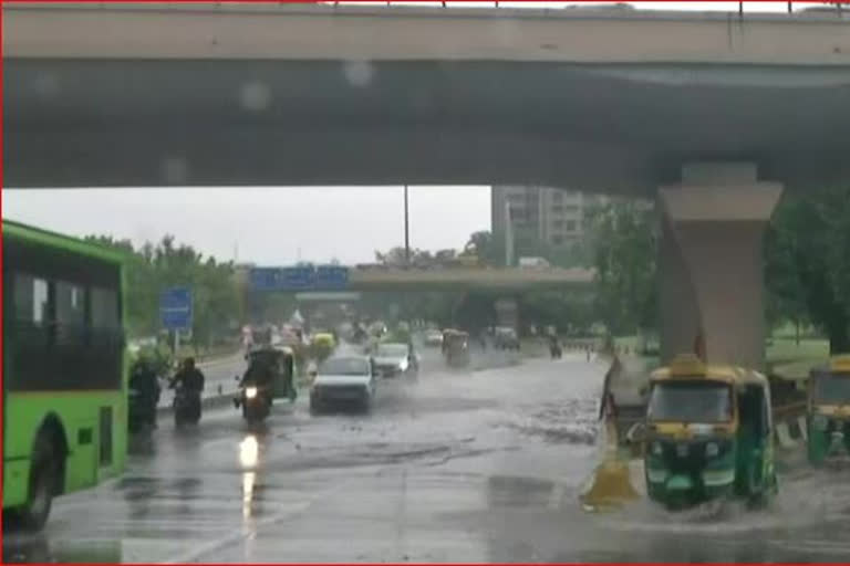 Rains continue in Delhi