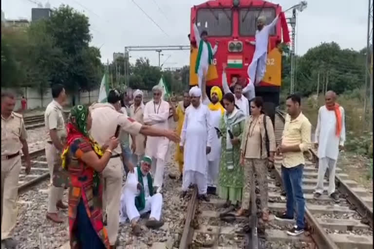 kisan-rail-roko-aandolan-at-dhansa-border-delhi