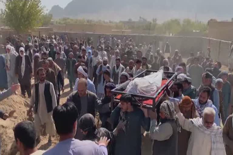 Mass funeral for victims of Kandhar Suicide Attack