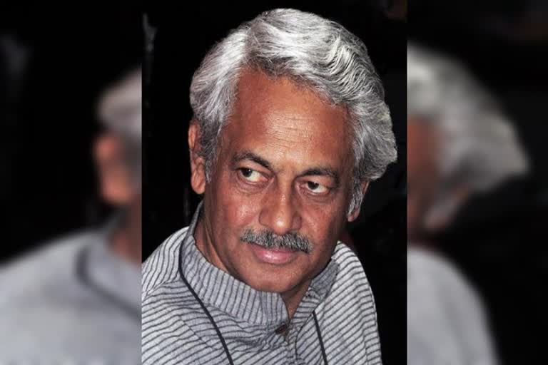 baraguru-award-announced-for-four-members-including-girish-kasaravalli