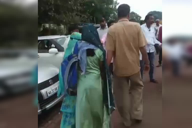 some are Attempt assault on young boy who talking with girls at belagavi