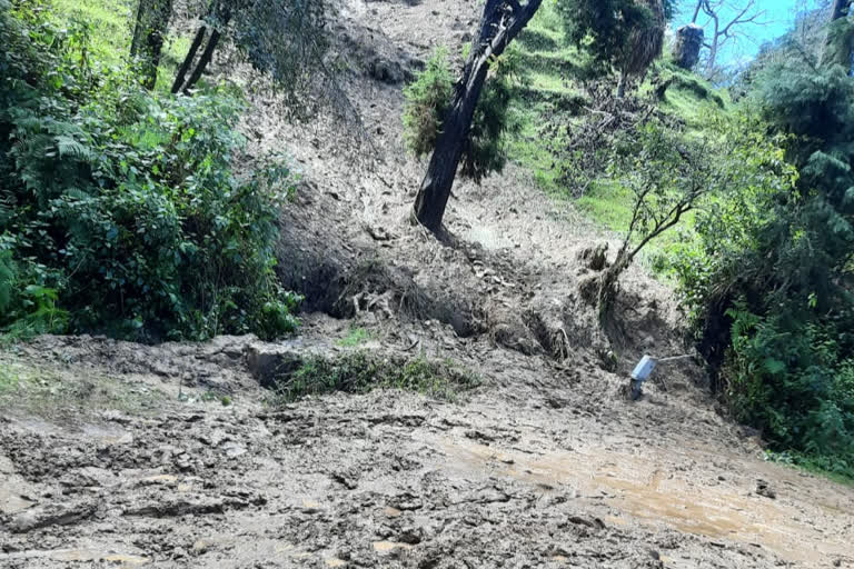 13 Tourist form Hooghly were trapped in Nainital due to the Landslide