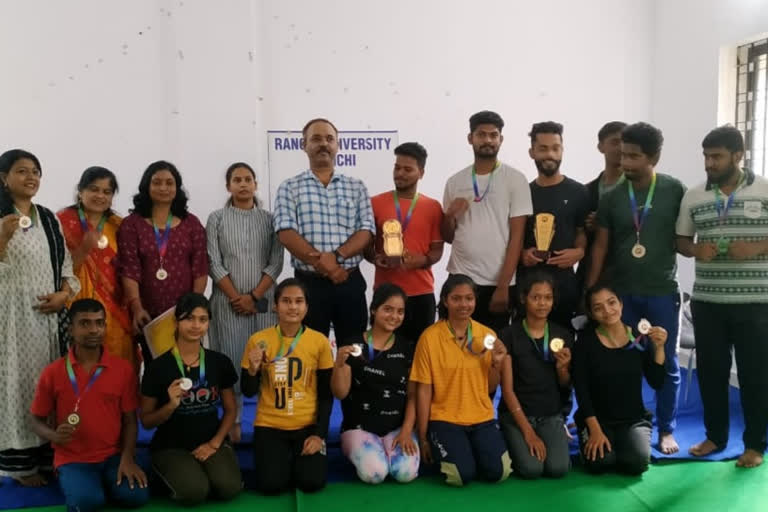 Students of RU School of Yoga won many medals in Ranchi District Yogasan Sports Championship 2021