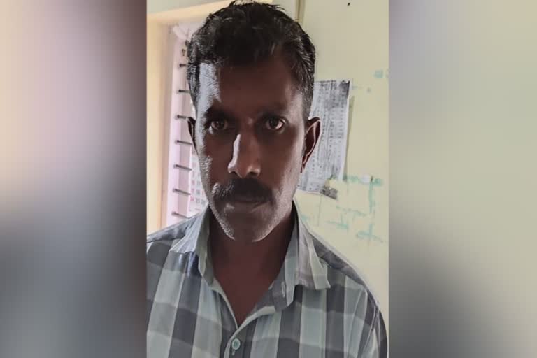 man arrested for threatening and spreading nude pictures of 16-year-old girl in idukki  man arrested for threatening 16-year-old girl in idukki  man arrested for spreading nude pictures of 16-year-old girl in idukki  man arrested for spreading nude pictures of 16-year-old girl  threatening and spreading nude pictures  16കാരിയെ ഭീഷണിപ്പെടുത്തി നഗ്ന ചിത്രം പകര്‍ത്തി പ്രചരിപ്പിച്ചയാൾ അറസ്റ്റിൽ  പെൺുട്ടിയെ ഭീഷണിപ്പെടുത്തി നഗ്ന ചിത്രം പകര്‍ത്തി പ്രചരിപ്പിച്ചയാൾ അറസ്റ്റിൽ  ഭീഷണിപ്പെടുത്തി നഗ്ന ചിത്രം പകര്‍ത്തി  നഗ്ന ചിത്രം  പശുമല