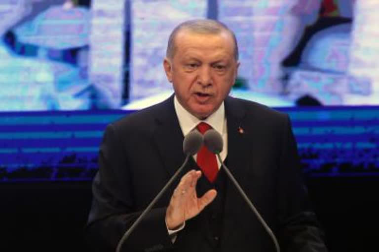 Erdogan threatens to expel 10 foreign envoys