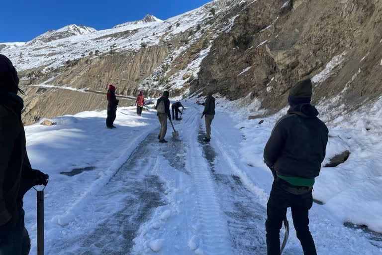 BRO opened international border connecting roads