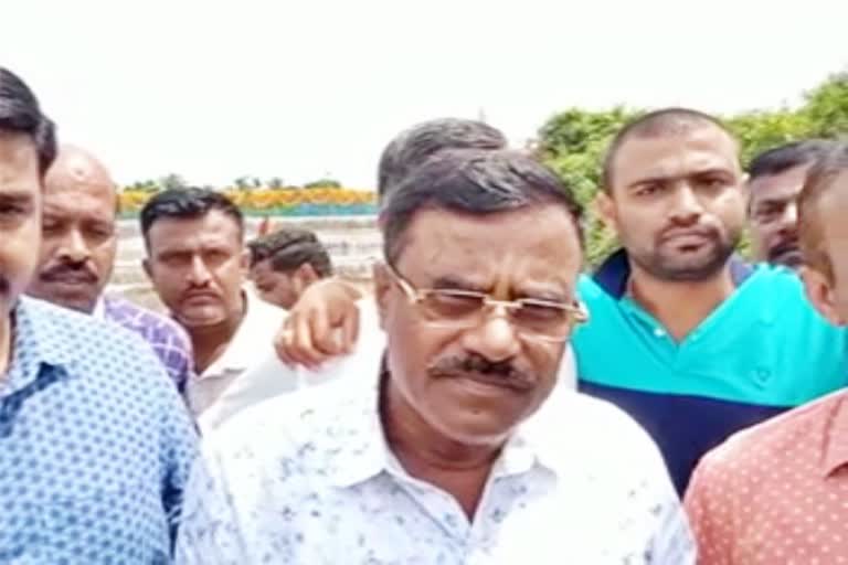 gubbi-mla-srinivas