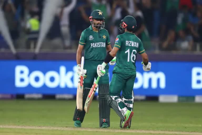 Pakistan defeated India by 10 wickets