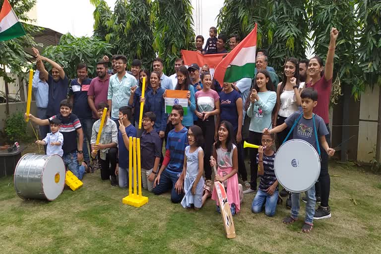 ભારત -પાકિસ્તાનની ક્રિકેટ મેચને લઈને સુરતવાસીઓમાં જોવા મળી રહ્યો છે ભારે ઉત્સાહ