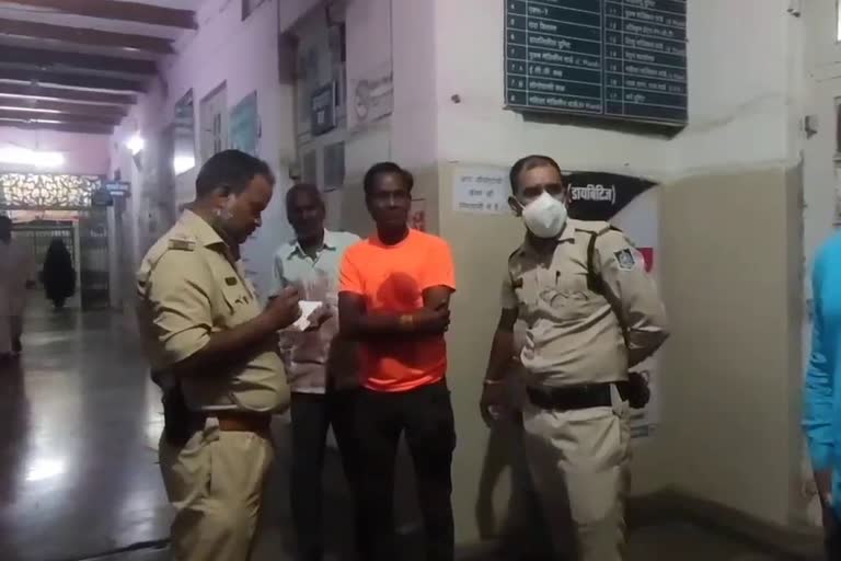 murder of security guard of Mahakal temple revealed temple employee conspired for illicit relationship