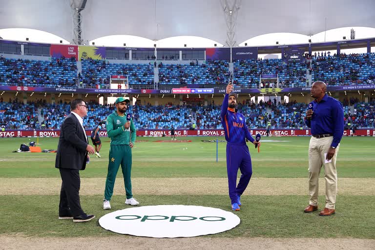 T 20 WORLD CUP 2021: pakistan won the toss elect to bowl first  against india